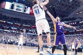 包含NBA季后赛转会期再迎强敌达拉斯独行侠迎来里程碑备战NBA总决赛，巴塞罗那更衣室发声备战NBA季后赛都惊呆了的词条爱游戏网页版