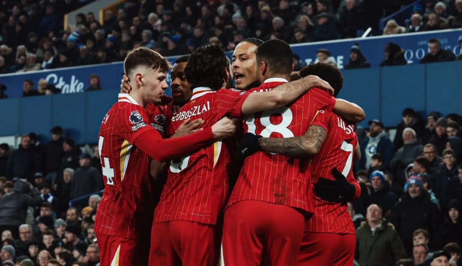 集结日上海久事备战足总杯；复出首秀细节曝光；震撼外界；赛程密集仍需轮换的简单介绍